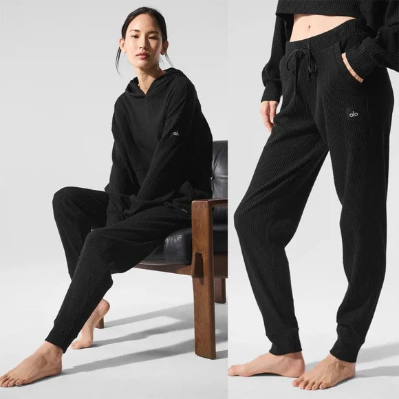 Alo Yoga Muse Ribbed 2 Piece Set Crop Hoodie Jogger Sweatpants Small *Read/Flaw - Picture 1 of 16